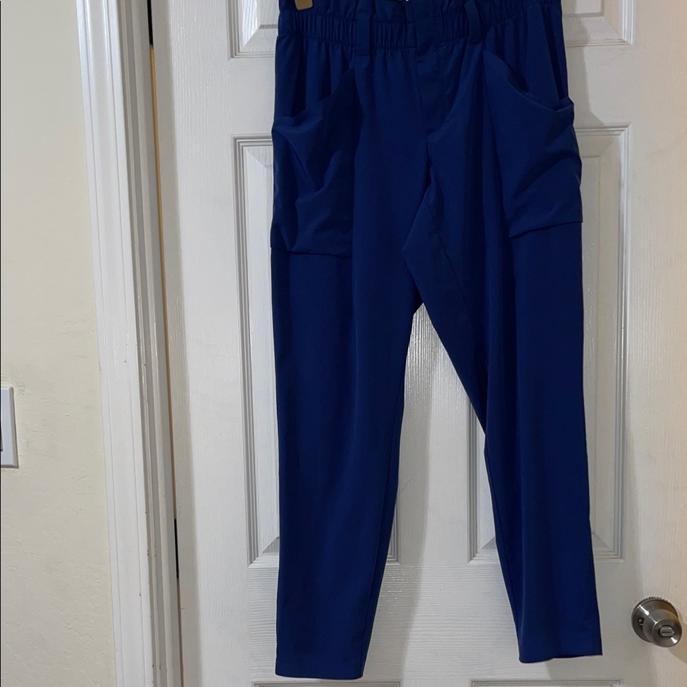 Athleta pants soft with ruffle waist